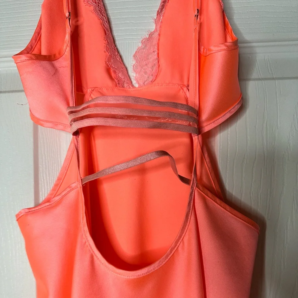 Victorias Secret Women’s Coral Slip Dress - Picture 5 of 9